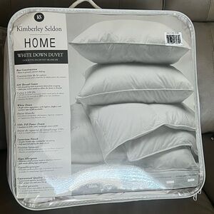 White duvet box construction NWT
